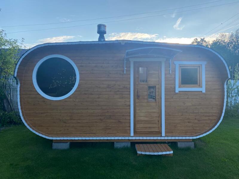Фото: Баня бочка с панорамным окном круглым. &nbsp;Источник@Kupiokno